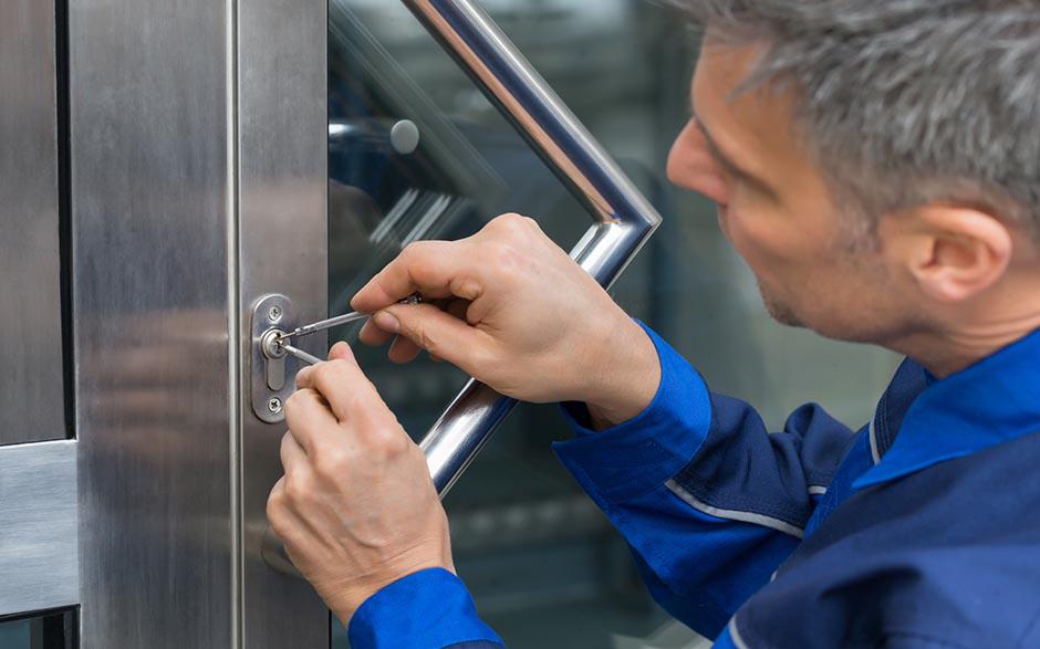 serrurier prix changement serrure Paris 4